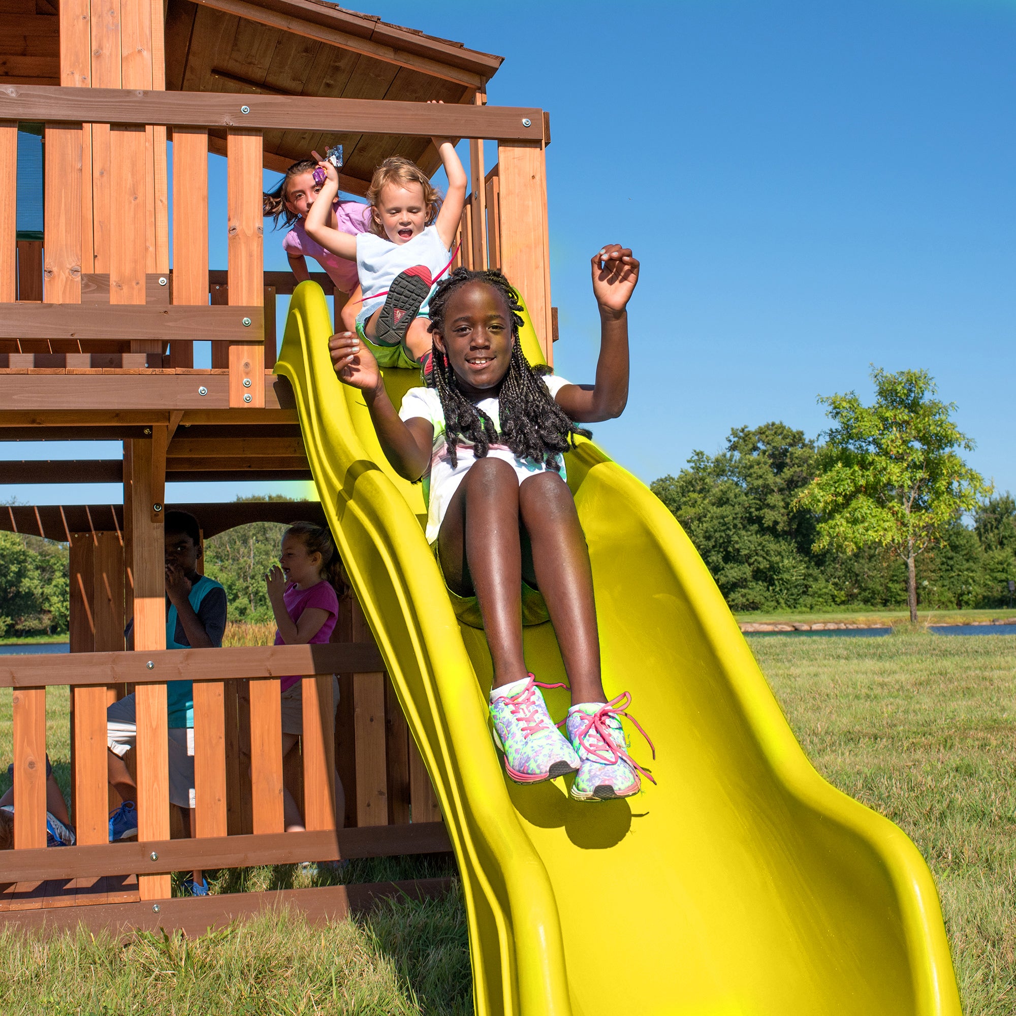 Woodridge Elite Swing Set Yellow Slide