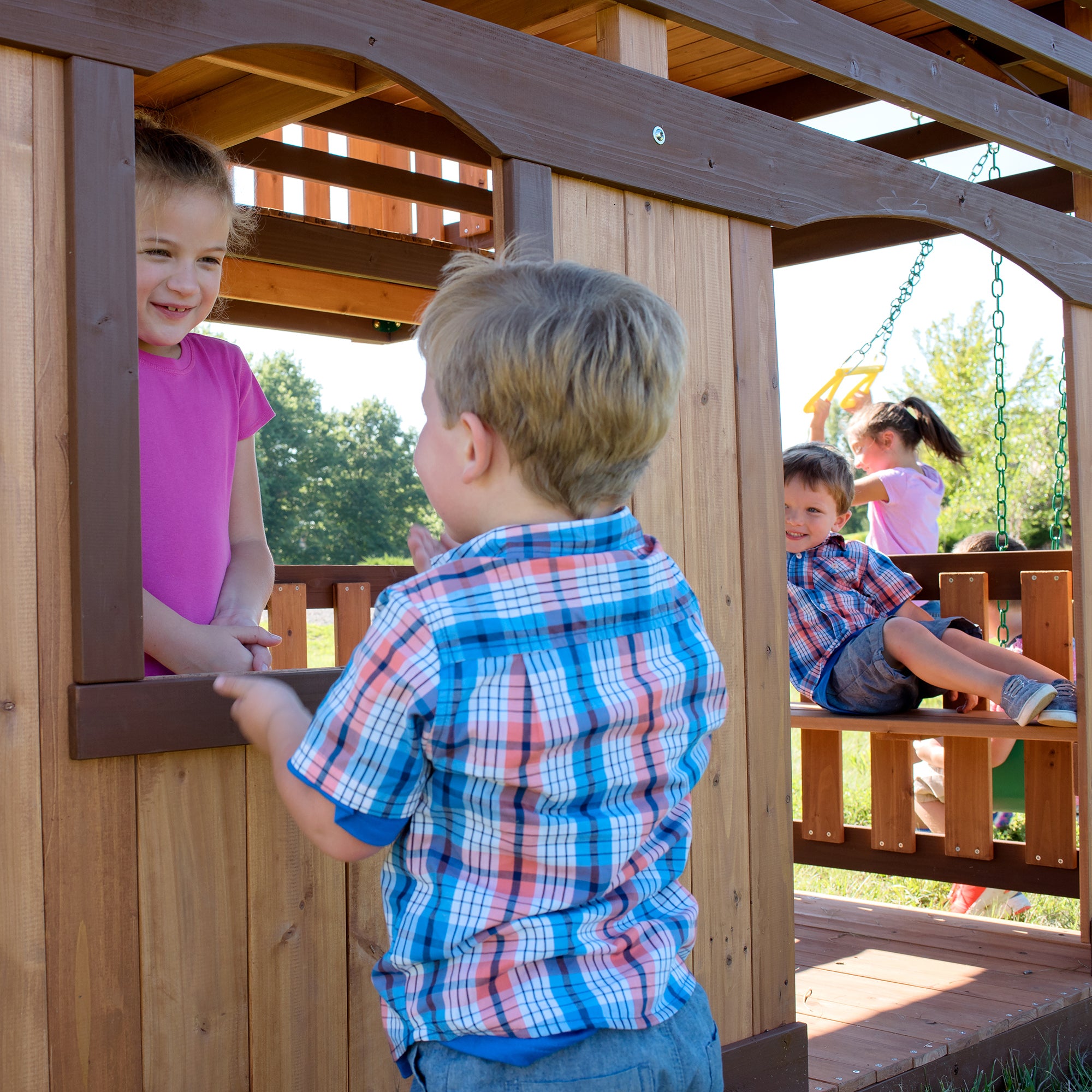 Woodridge Elite Swing Set snack window