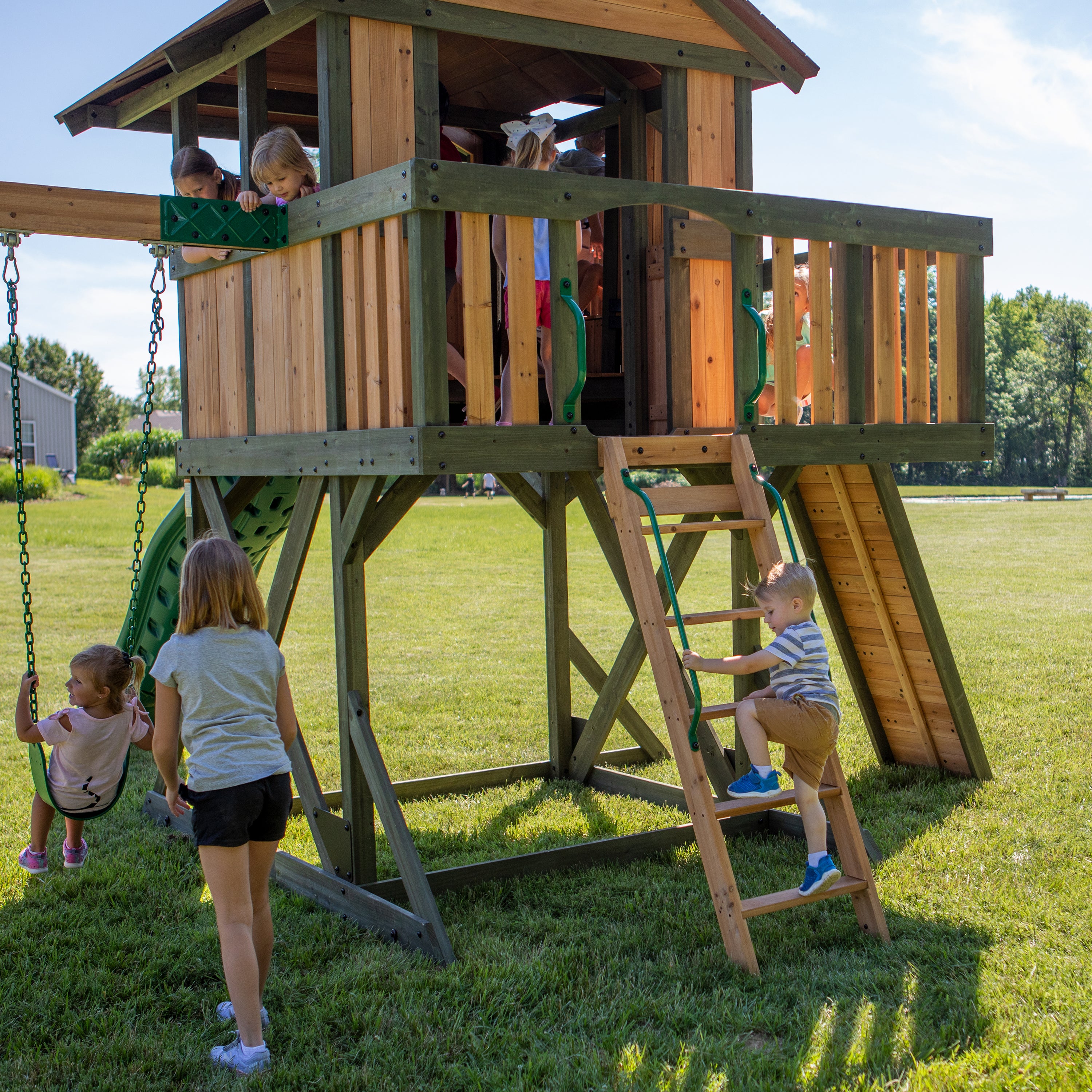 Eagles Nest Elite Wooden Swing Set