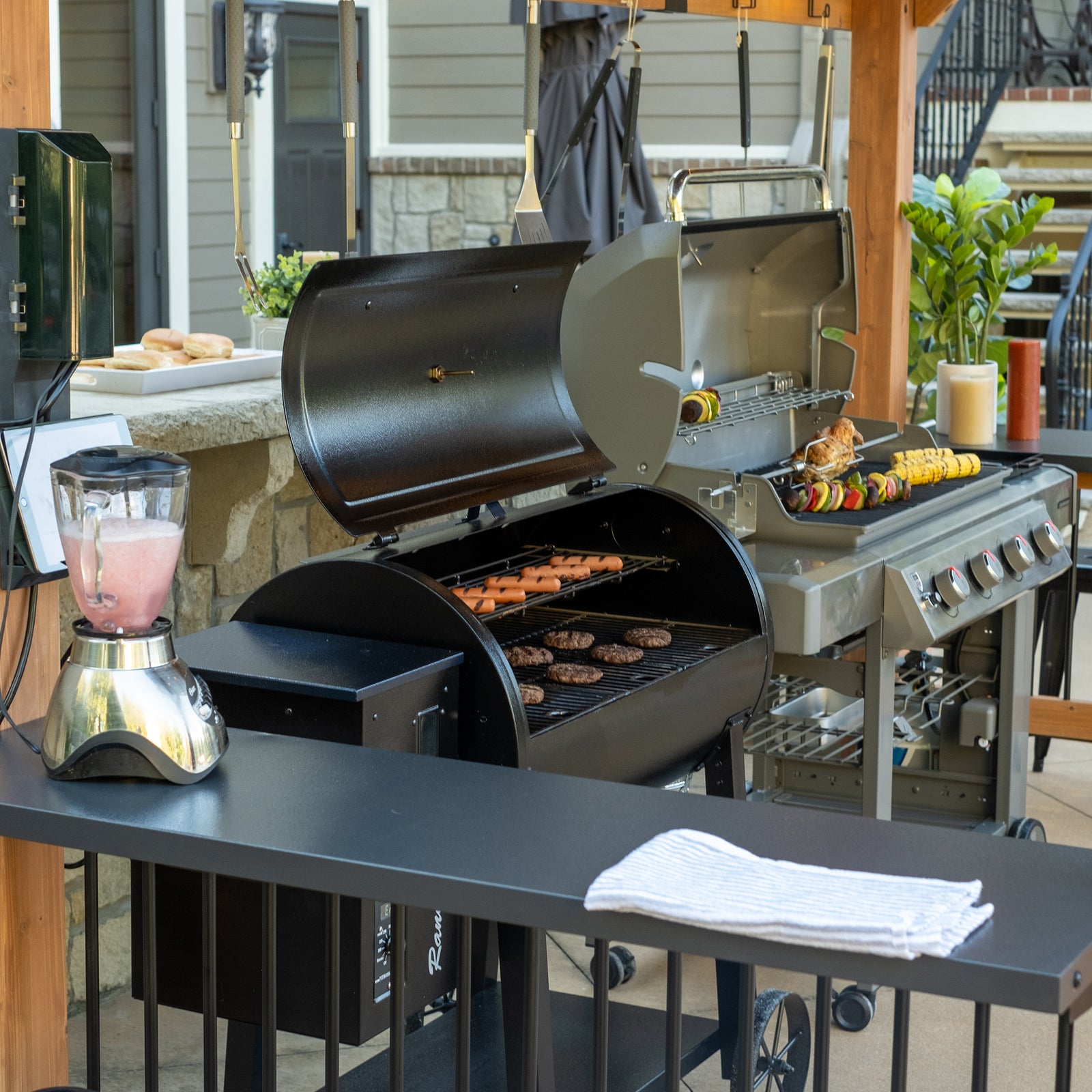 5 Winter Grilling Accessories For BBQing in Cold Weather