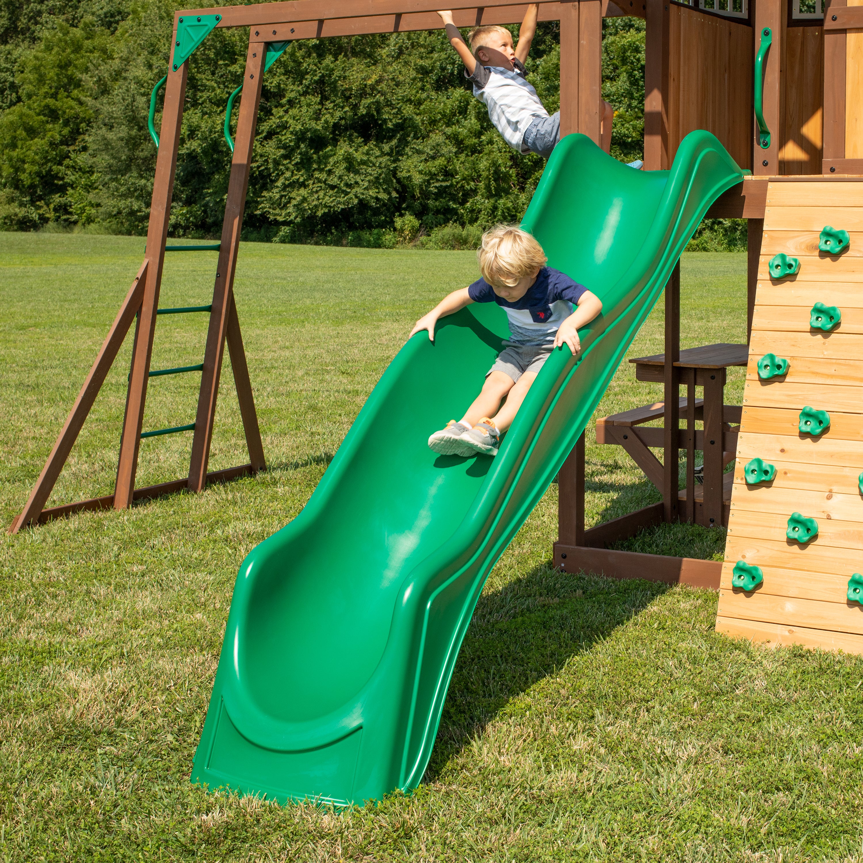 Skyfort II with Wave Slide Green Slide